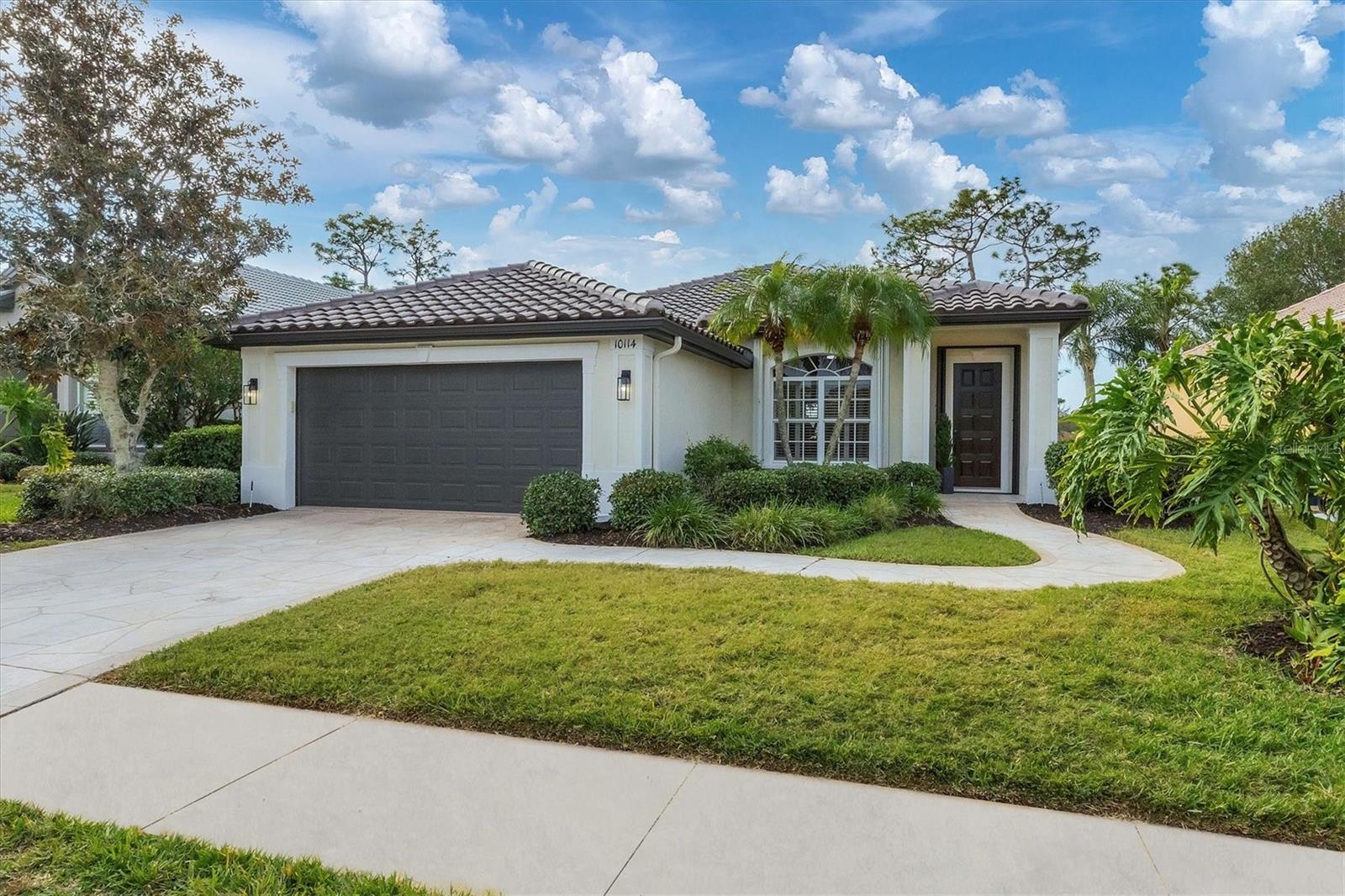 10114 GLENMORE AVE, BRADENTON, FL, 34202