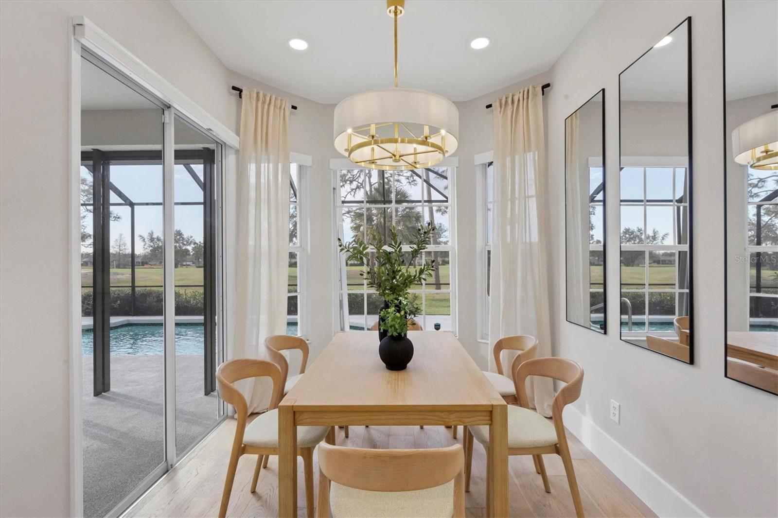 10114 GLENMORE AVE, BRADENTON, FL, 34202