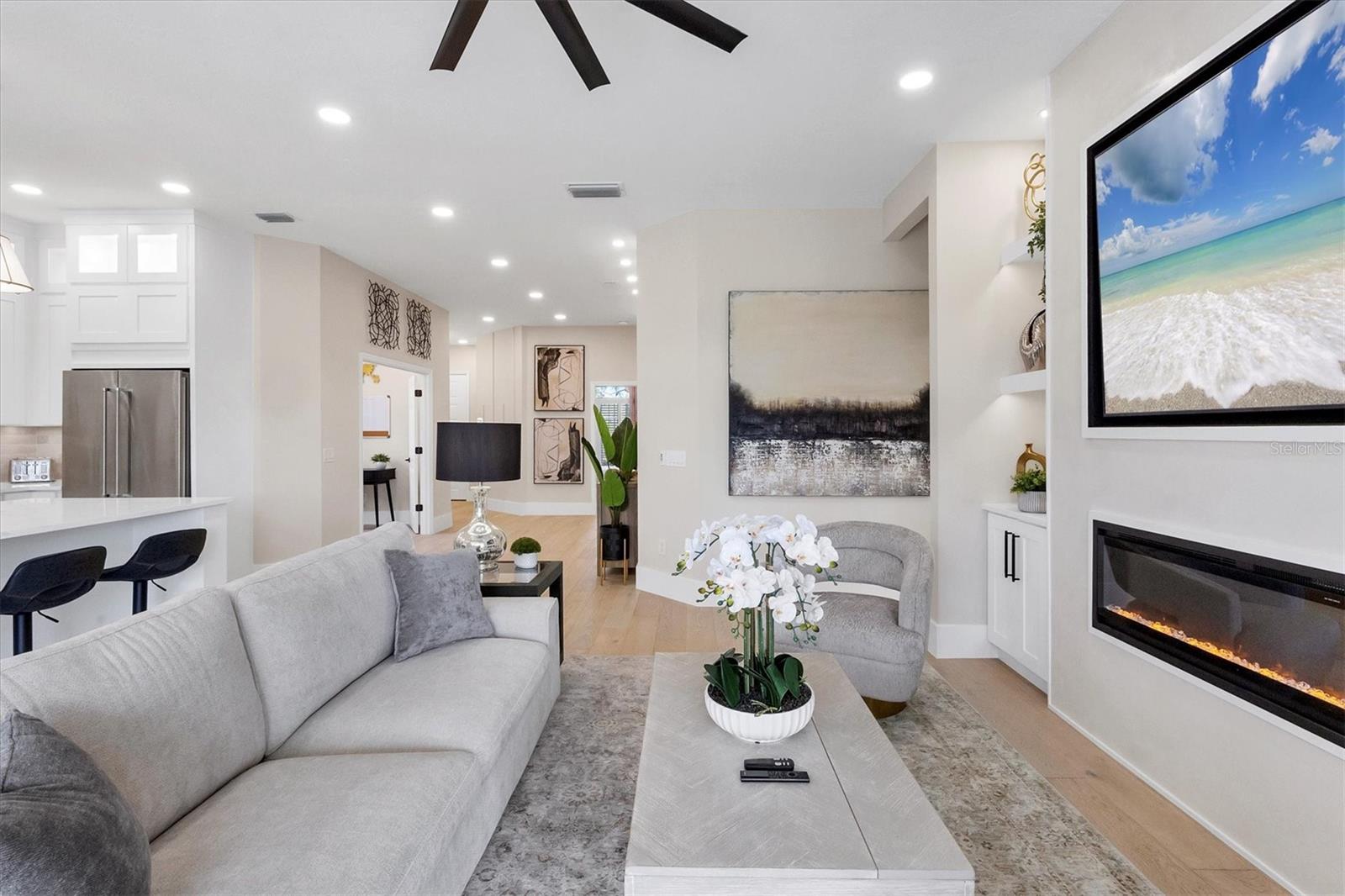 10114 GLENMORE AVE, BRADENTON, FL, 34202