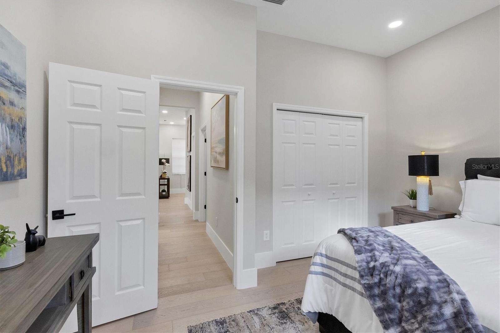 10114 GLENMORE AVE, BRADENTON, FL, 34202