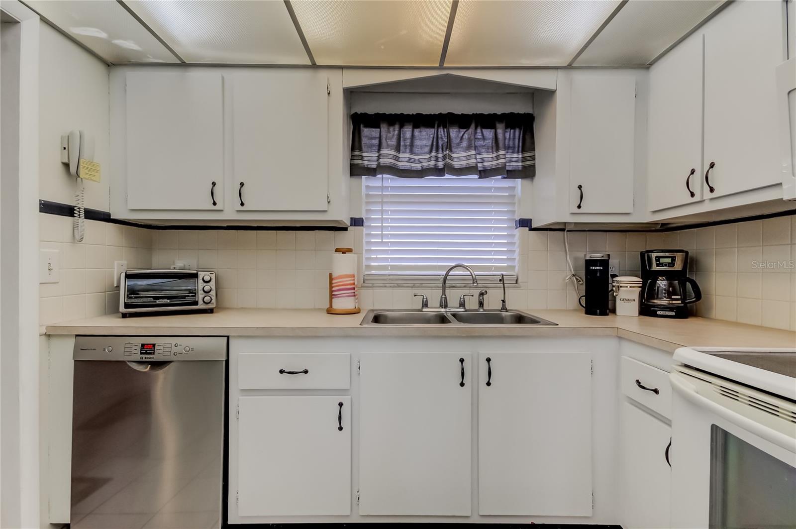 4775 COVE CIR #1008, ST PETERSBURG, FL, 33708