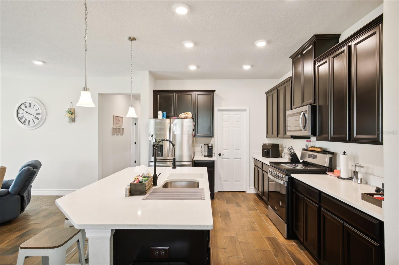 6240 SEA AIR DR, APOLLO BEACH, FL, 33572