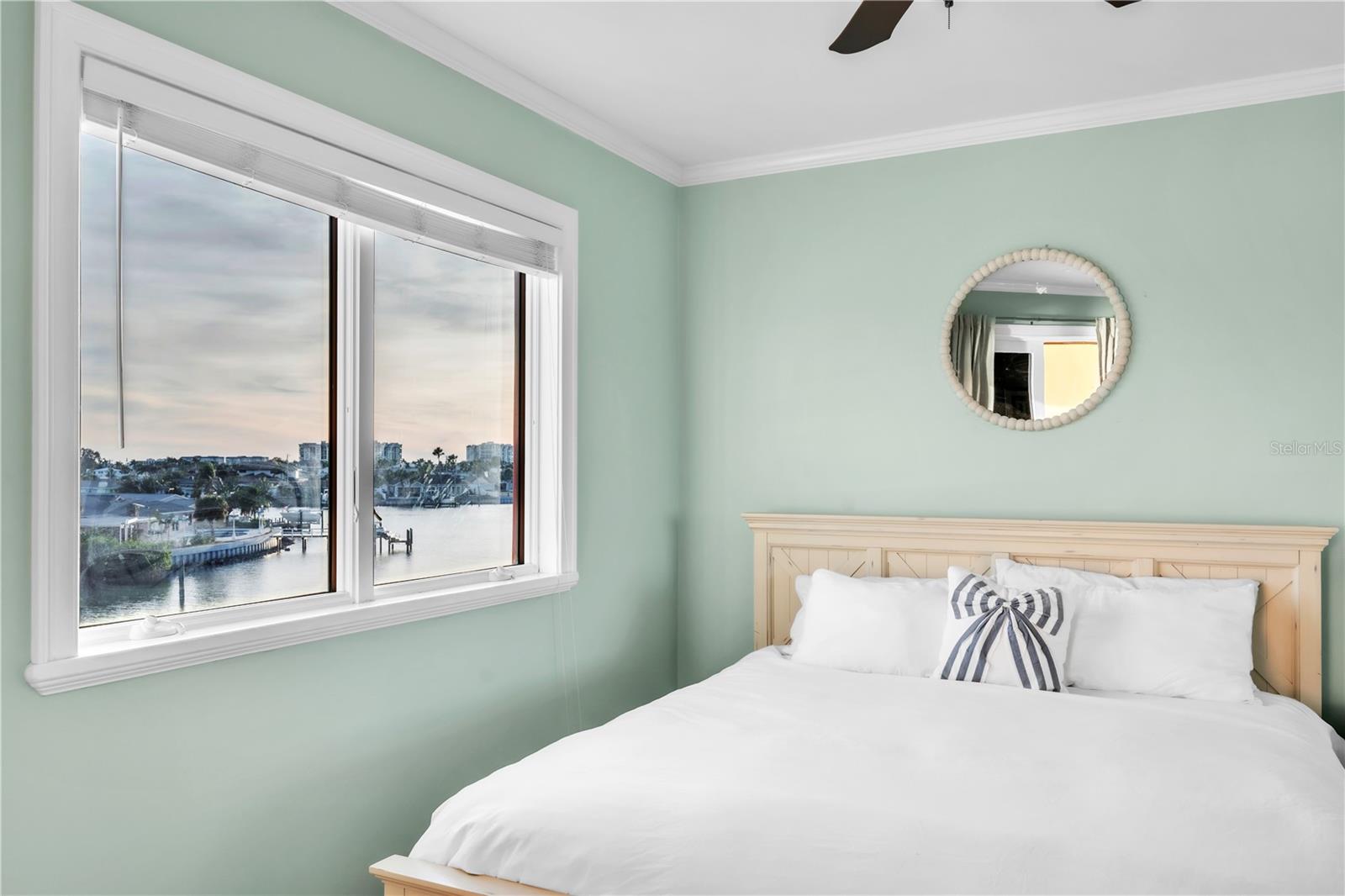 7924 3RD AVE S, ST PETERSBURG, FL, 33707