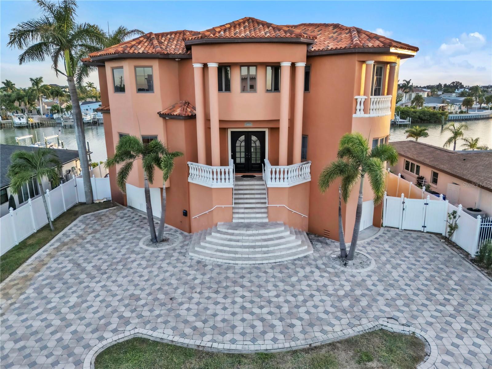 7924 3RD AVE S, ST PETERSBURG, FL, 33707