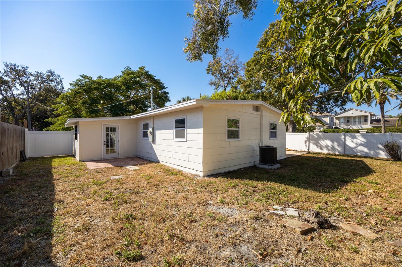 4735 W WISCONSIN AVE, TAMPA, FL, 33616