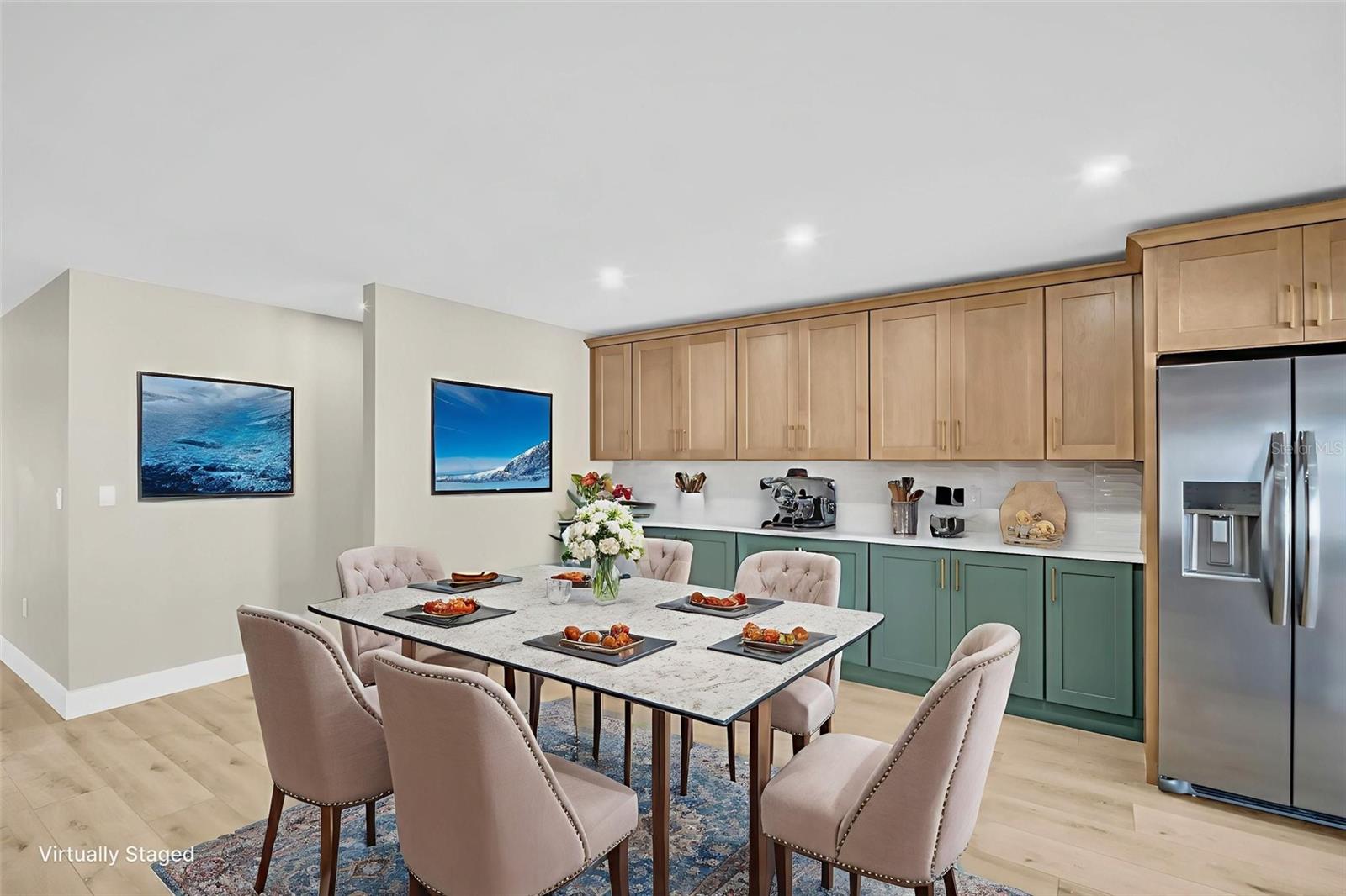 SPACIOUS CUSTOM KITCHEN