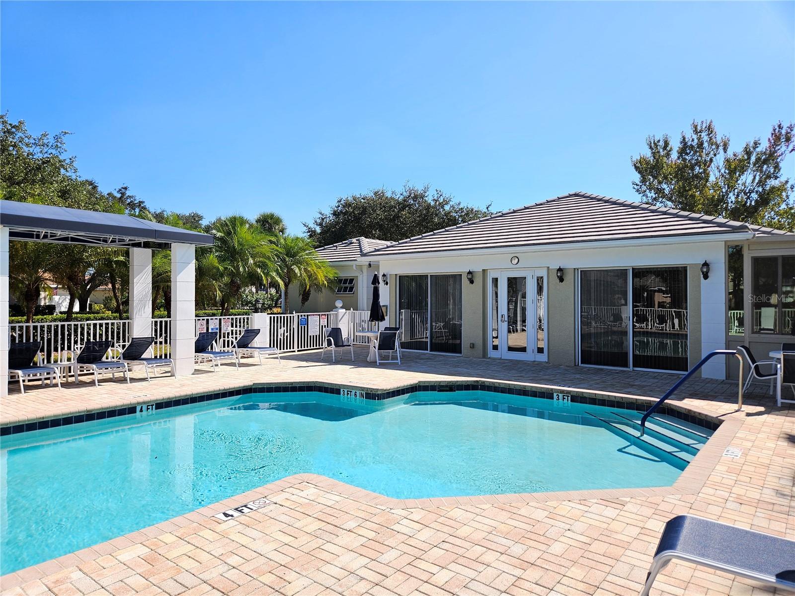 835 CHALMERS DR #835, VENICE, FL, 34293