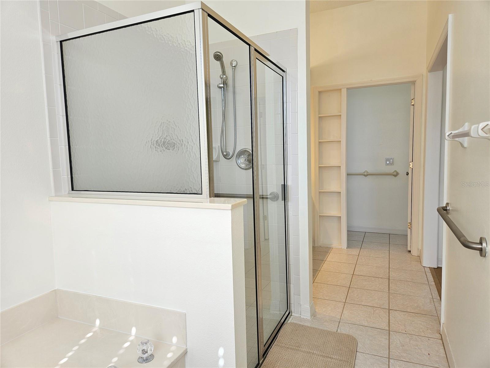 835 CHALMERS DR #835, VENICE, FL, 34293