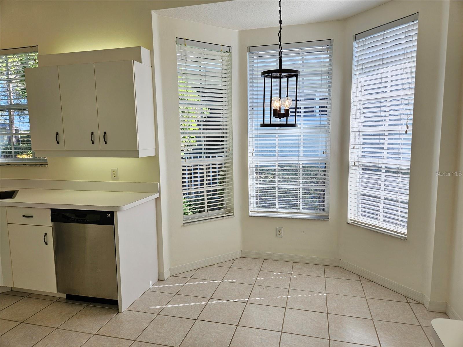 835 CHALMERS DR #835, VENICE, FL, 34293