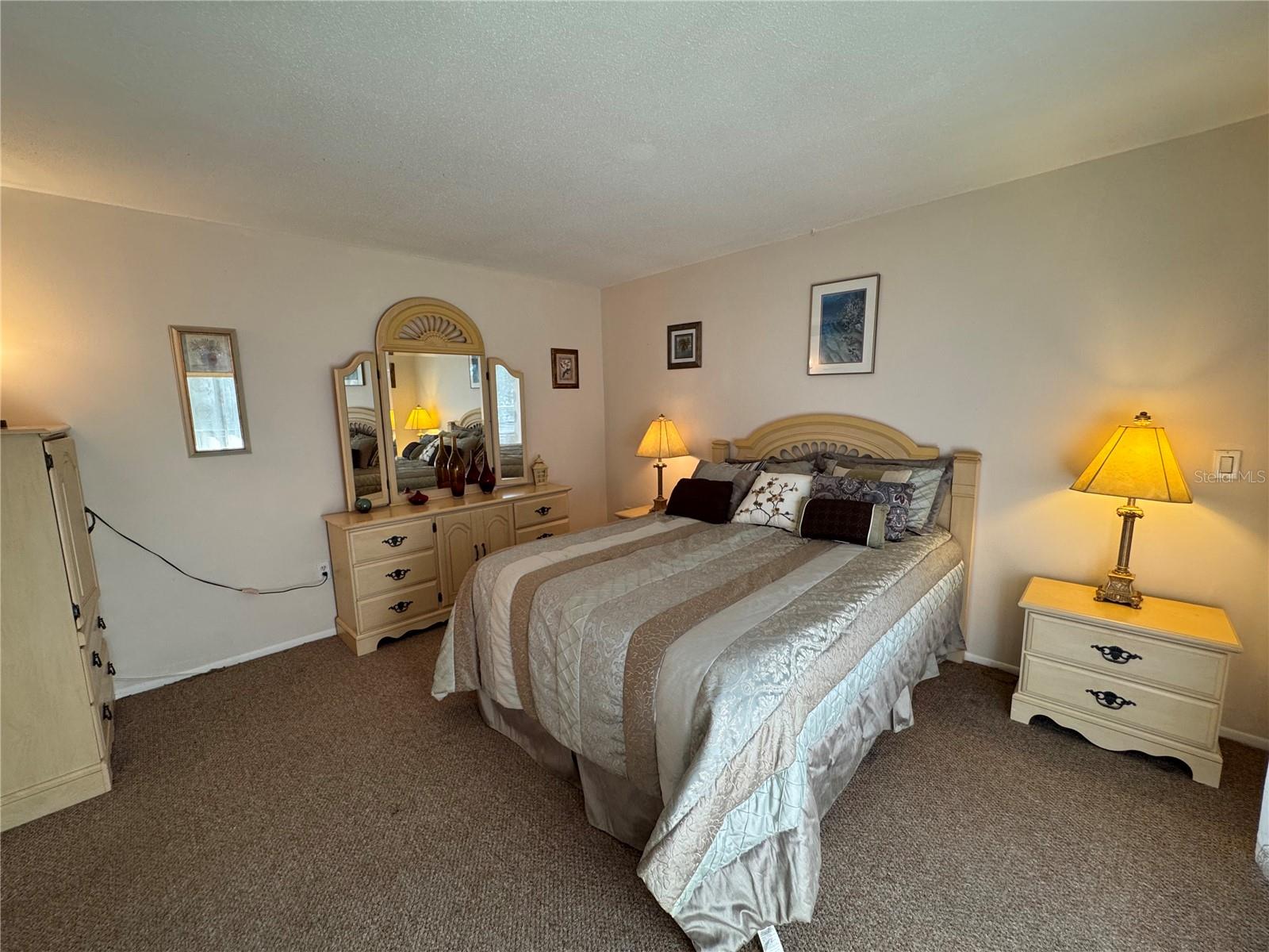 A4672669 Property Photo