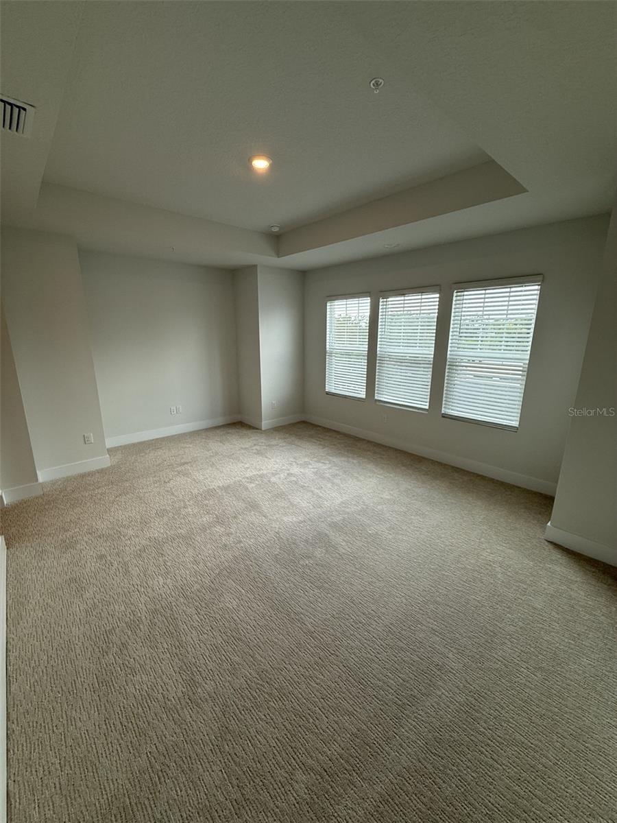 6605 N NEBRASKA AVE #10, TAMPA, FL, 33604