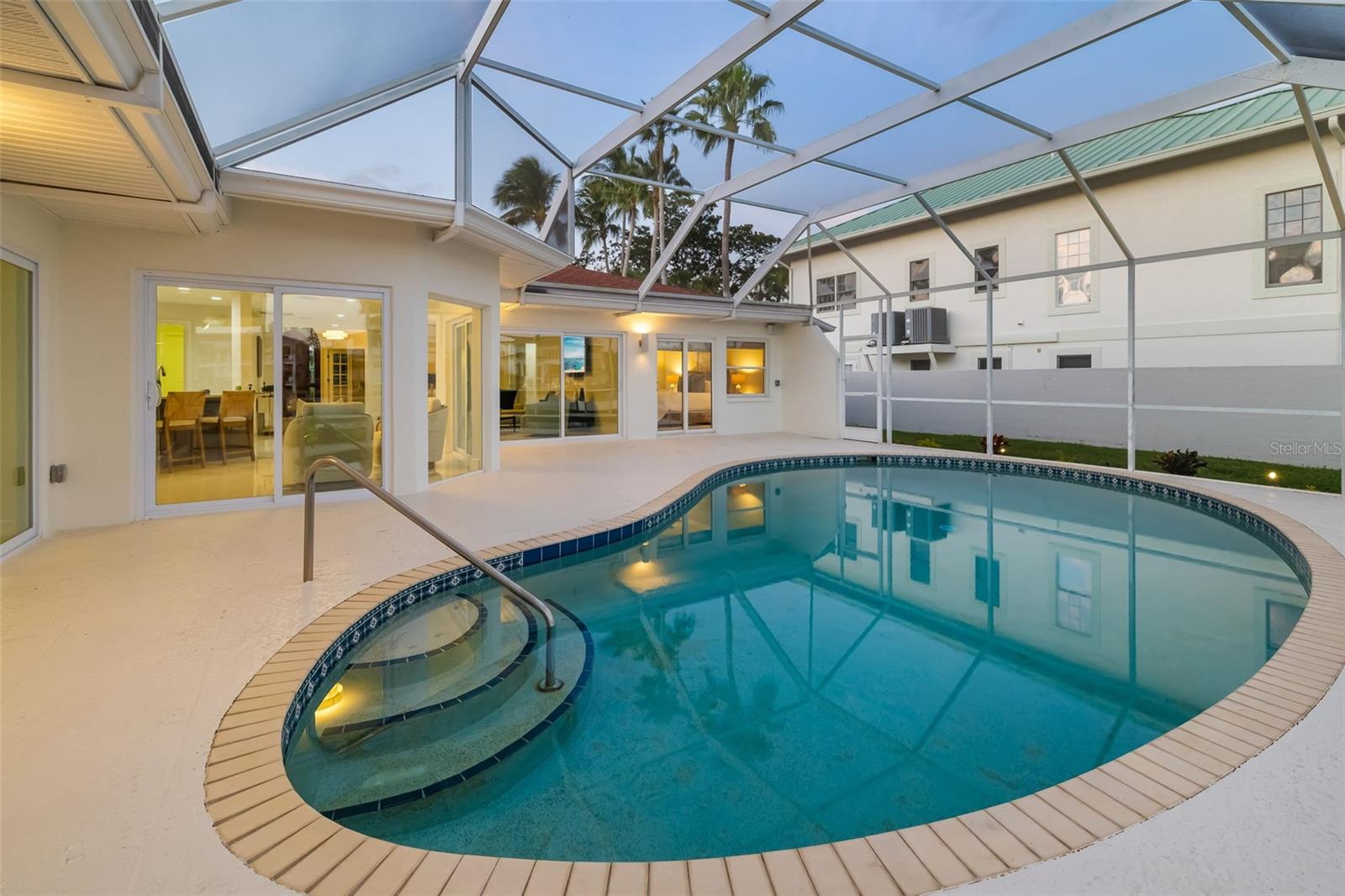 A4672676 Property Photo