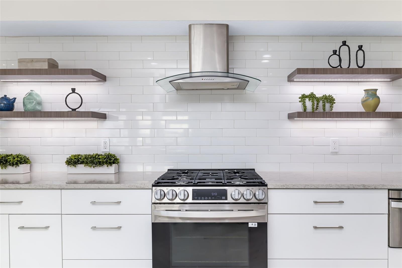 A4672676 Property Photo