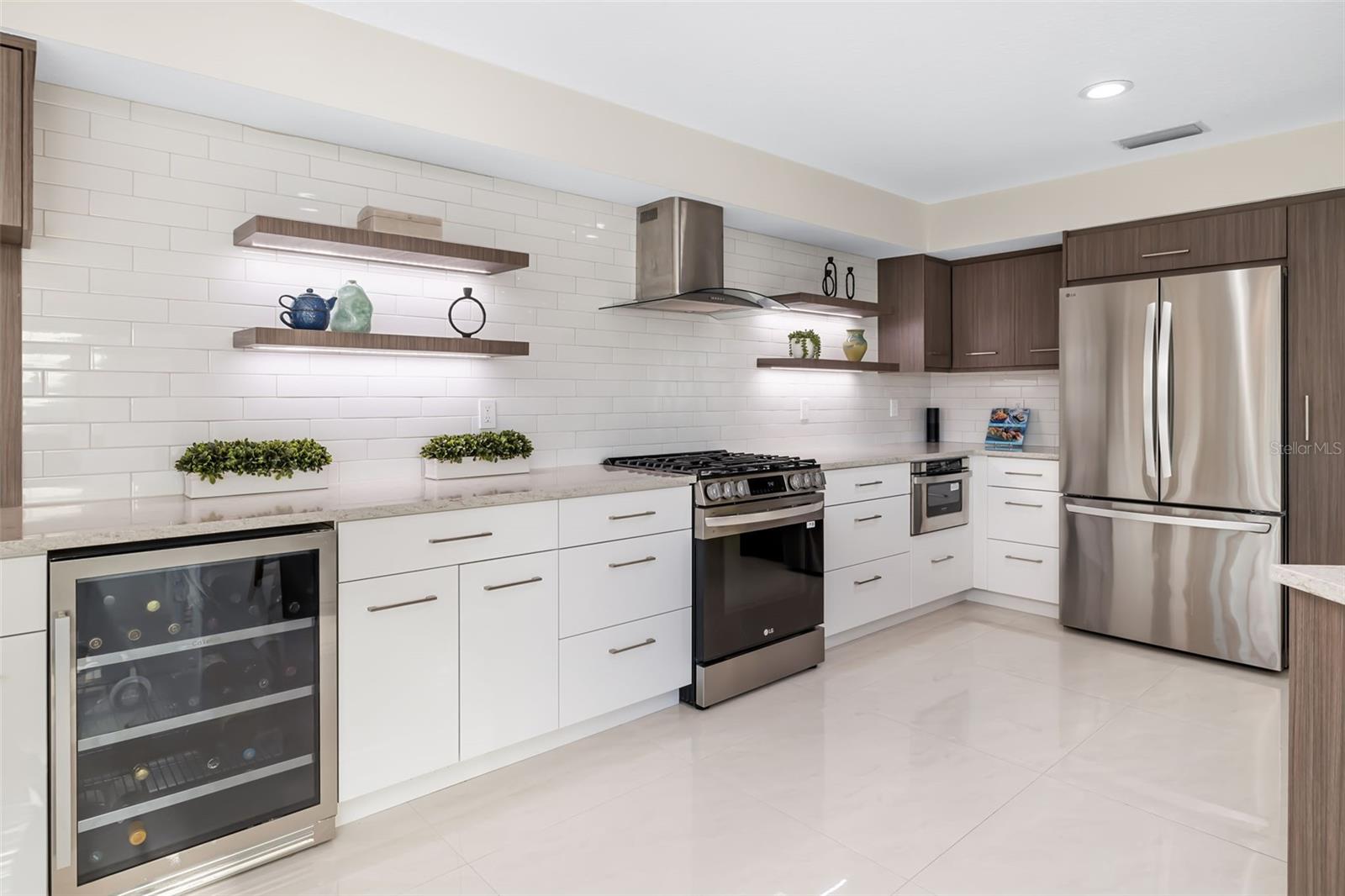 A4672676 Property Photo