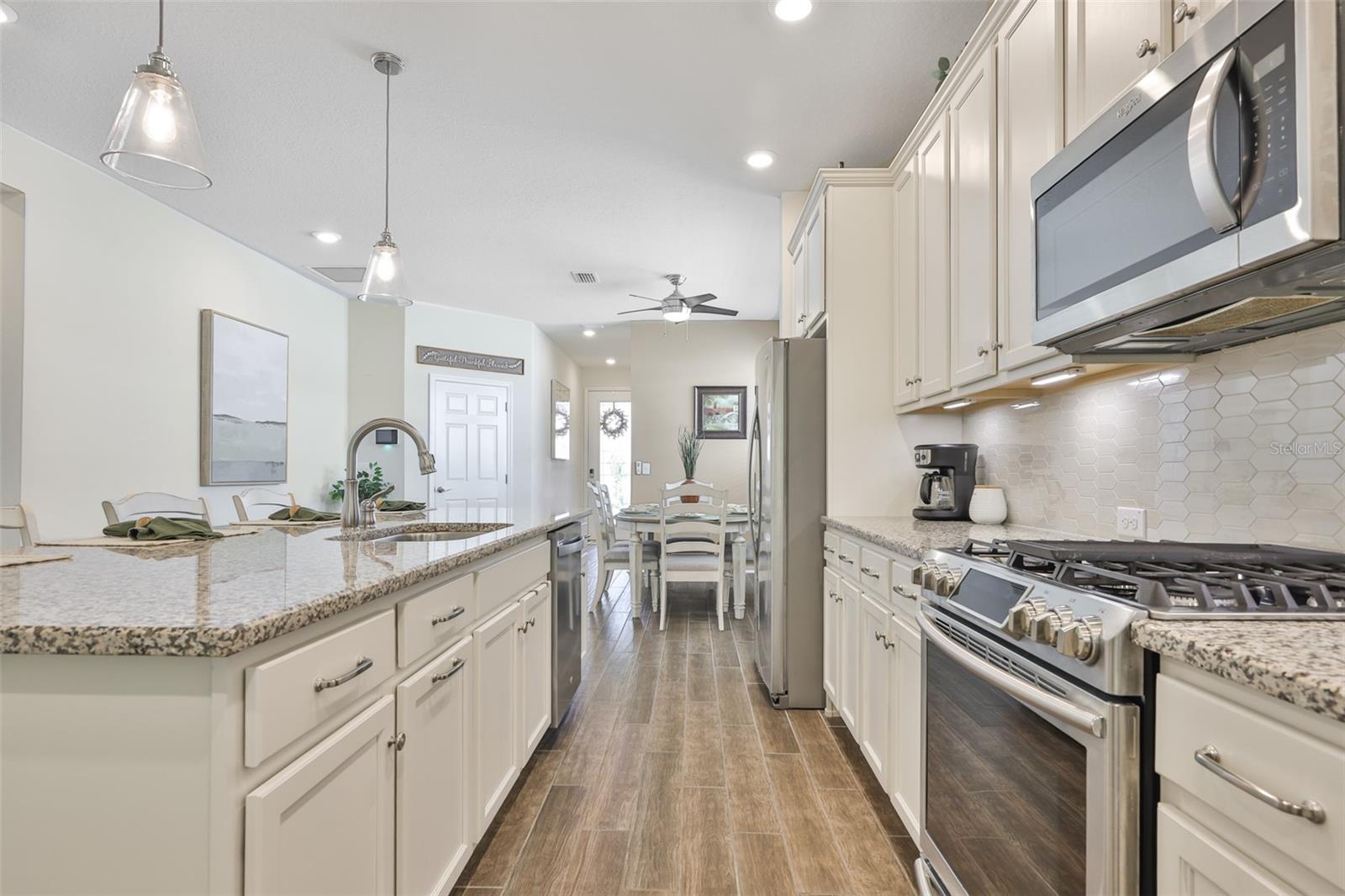 5566 SILVER SUN DR, APOLLO BEACH, FL, 33572