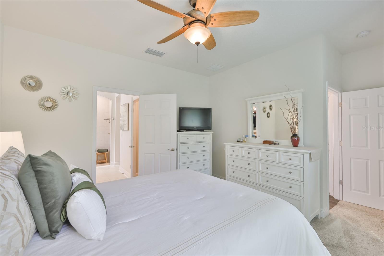 5566 SILVER SUN DR, APOLLO BEACH, FL, 33572