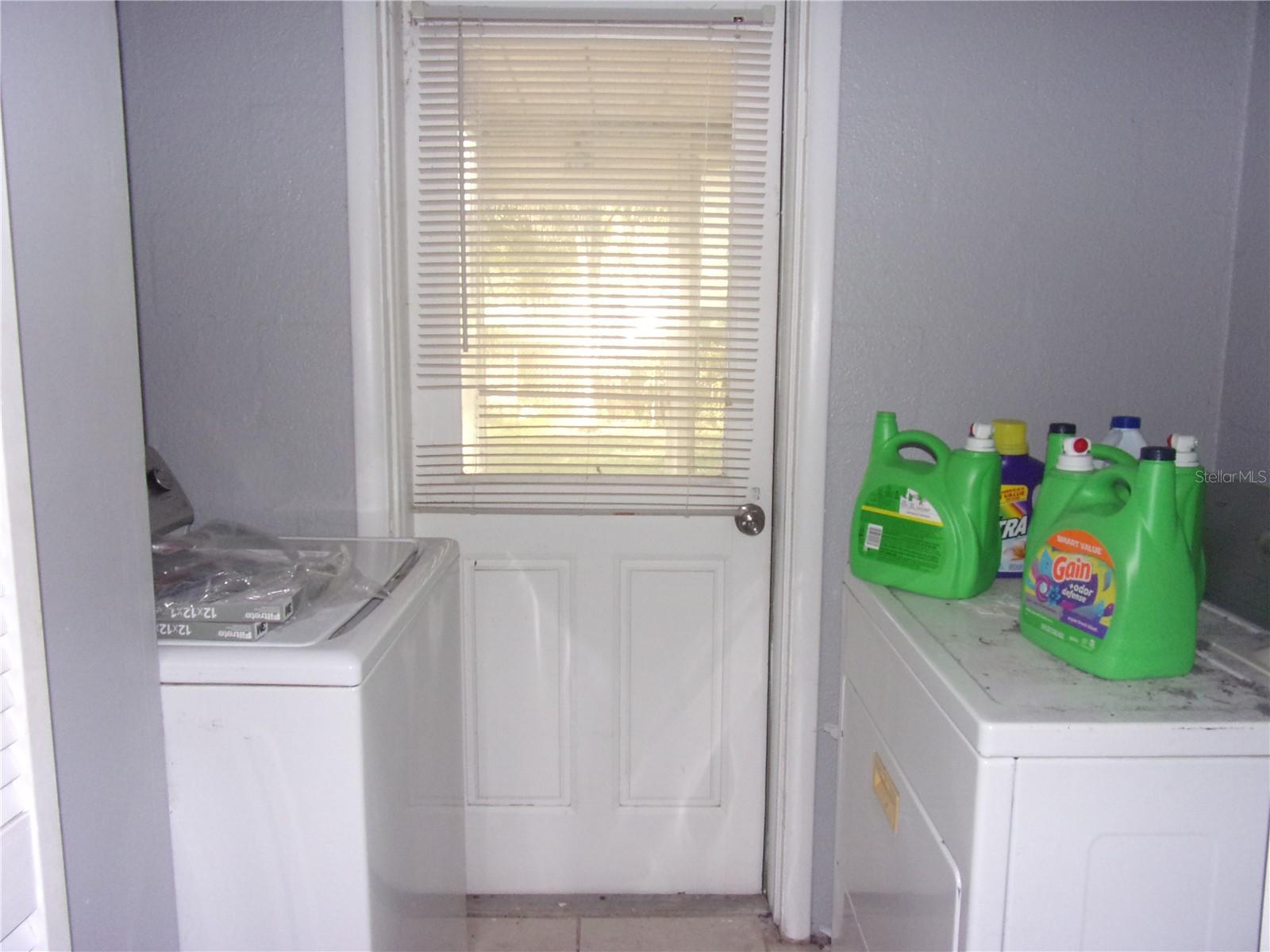 2164 NE COACHMAN RD, CLEARWATER, FL, 33765