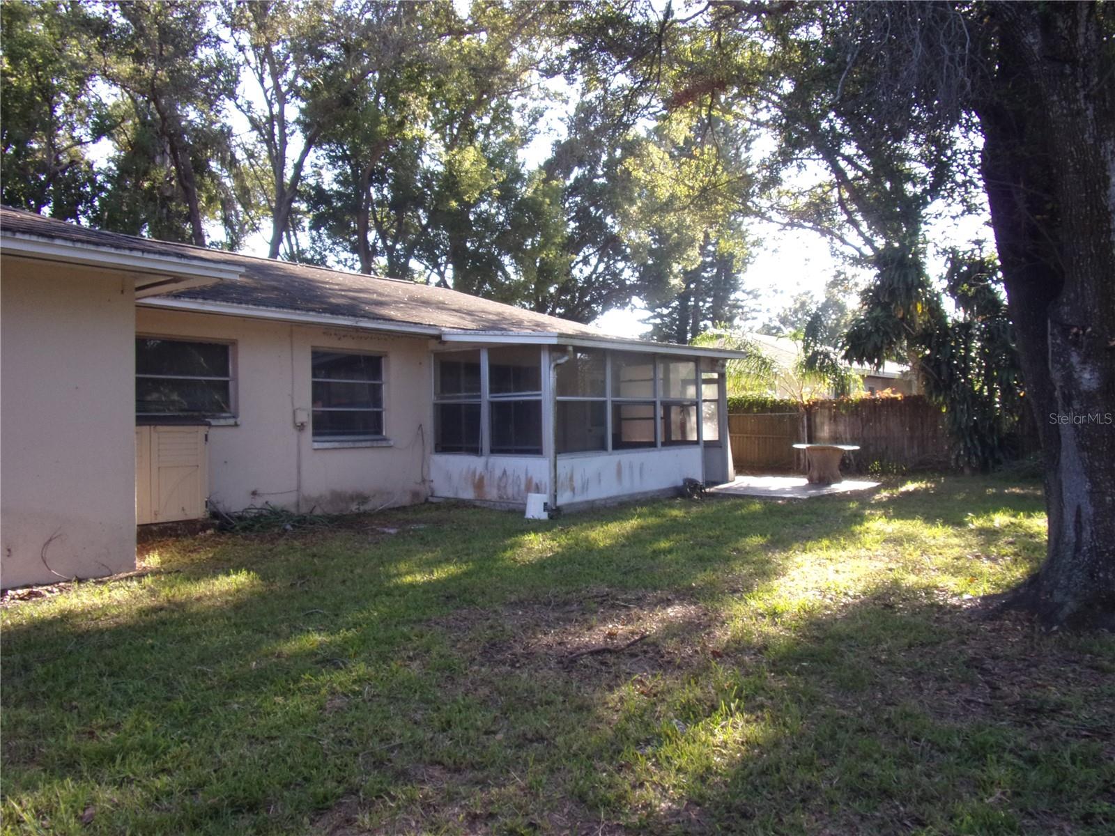 2164 NE COACHMAN RD, CLEARWATER, FL, 33765