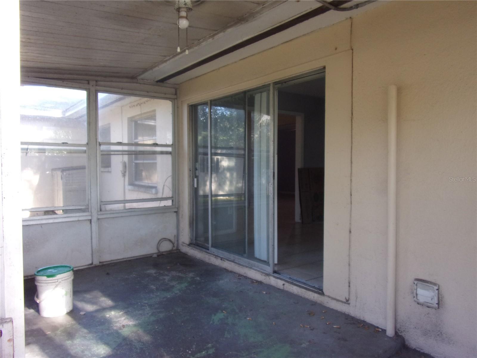 2164 NE COACHMAN RD, CLEARWATER, FL, 33765