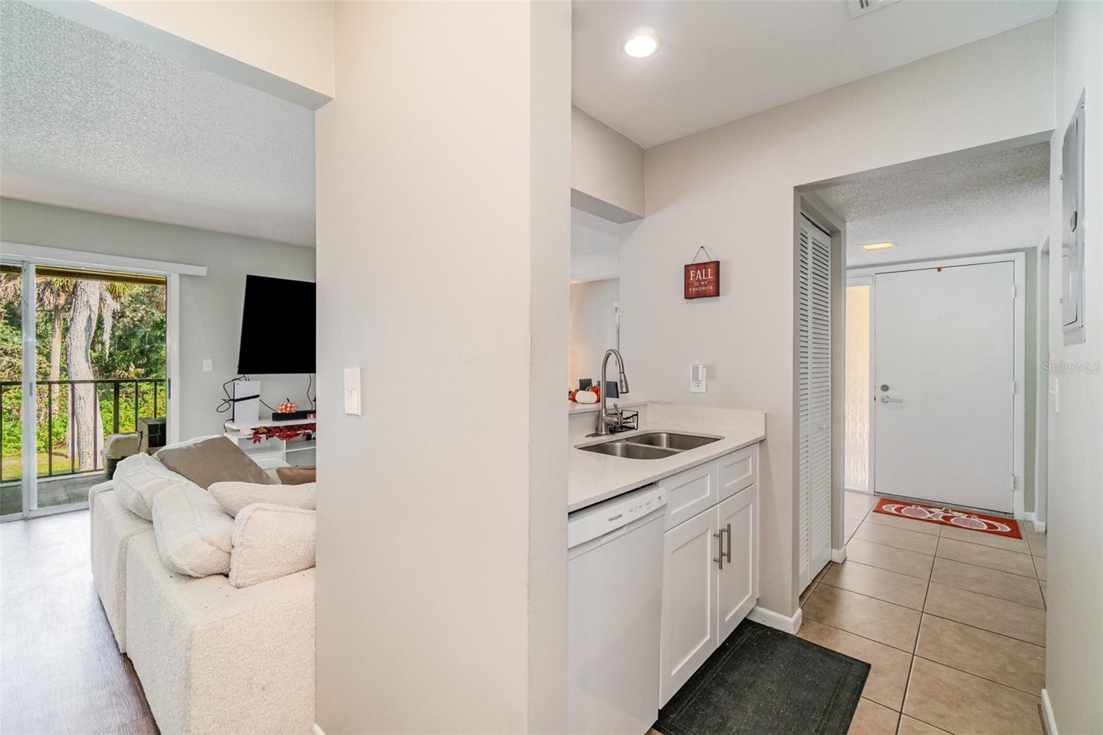 140 ORCHID WOODS CT #15B, DELTONA, FL, 32725