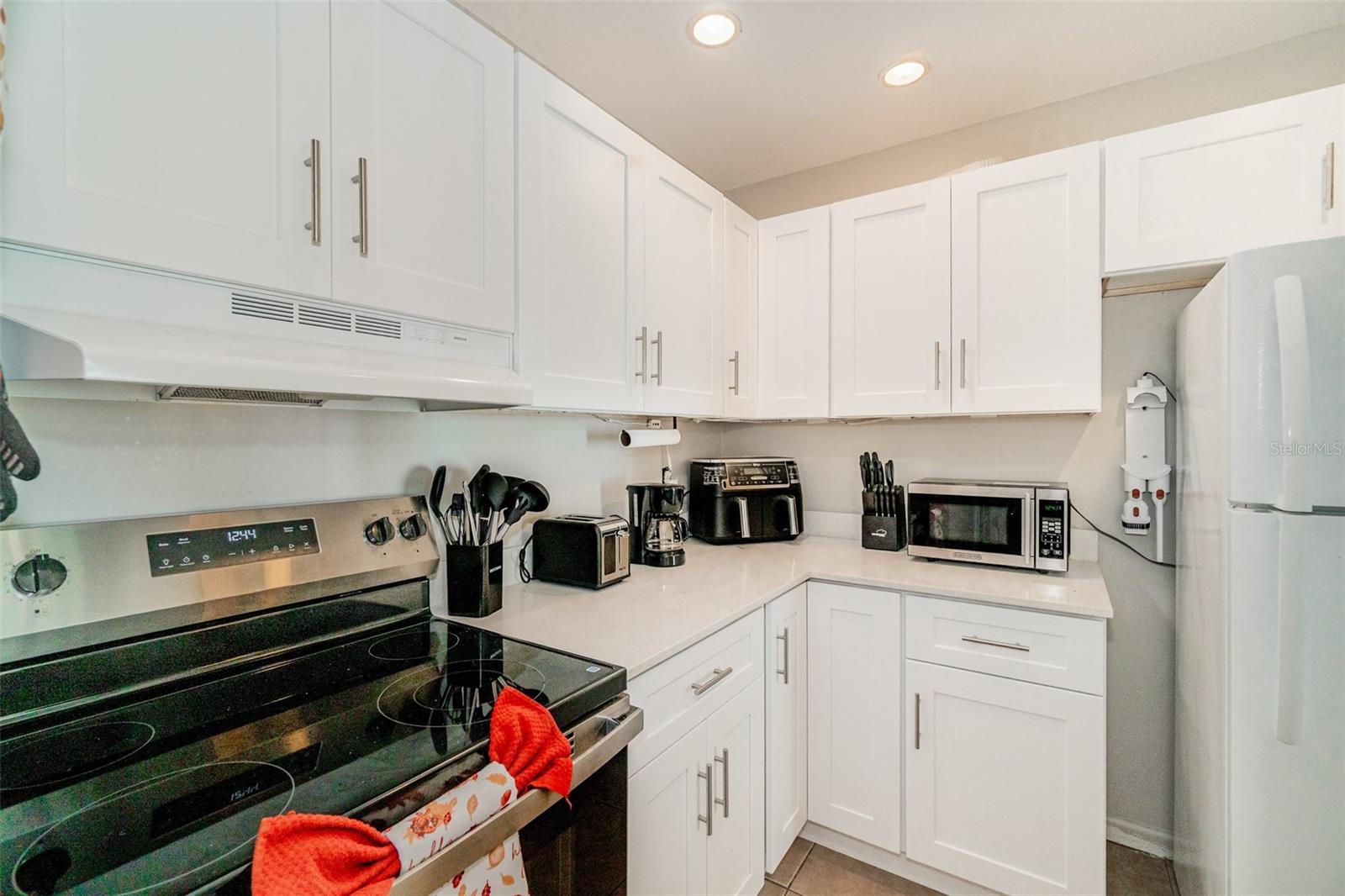 140 ORCHID WOODS CT #15B, DELTONA, FL, 32725