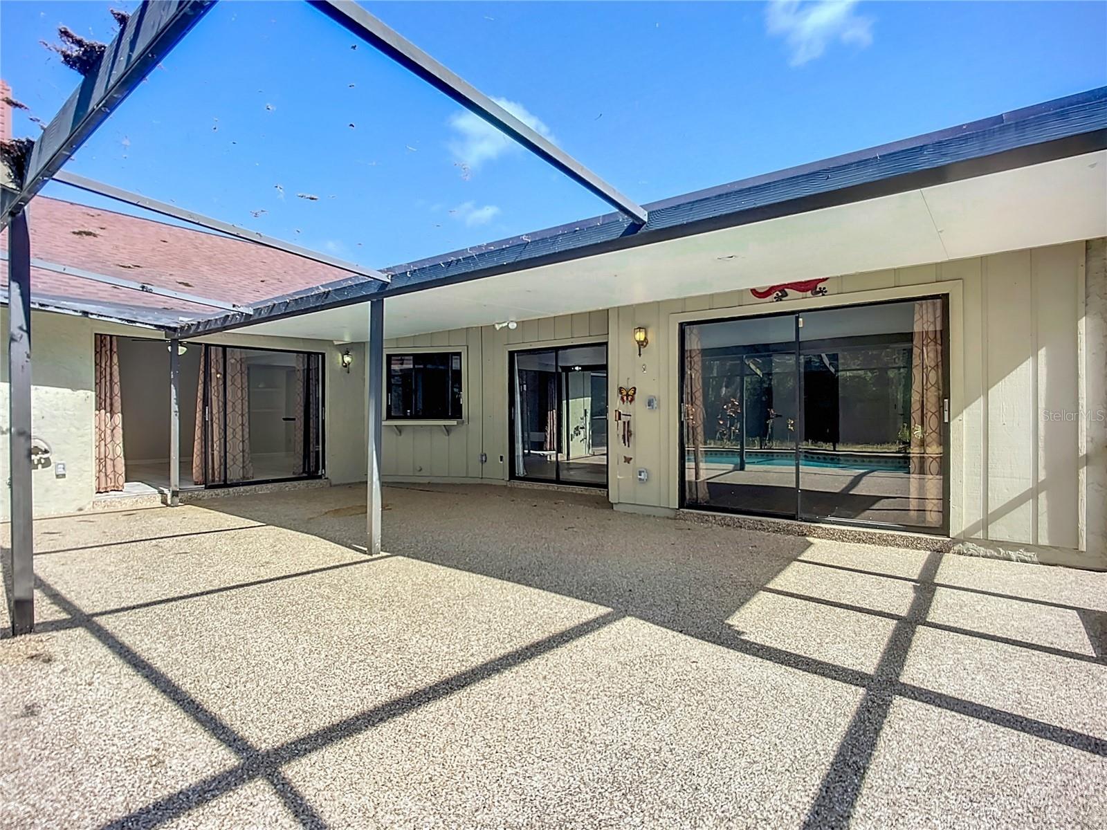 1623 CARTER OAKS DR, VALRICO, FL, 33596