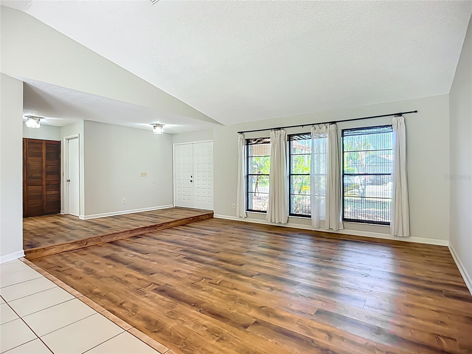 1623 CARTER OAKS DR, VALRICO, FL, 33596