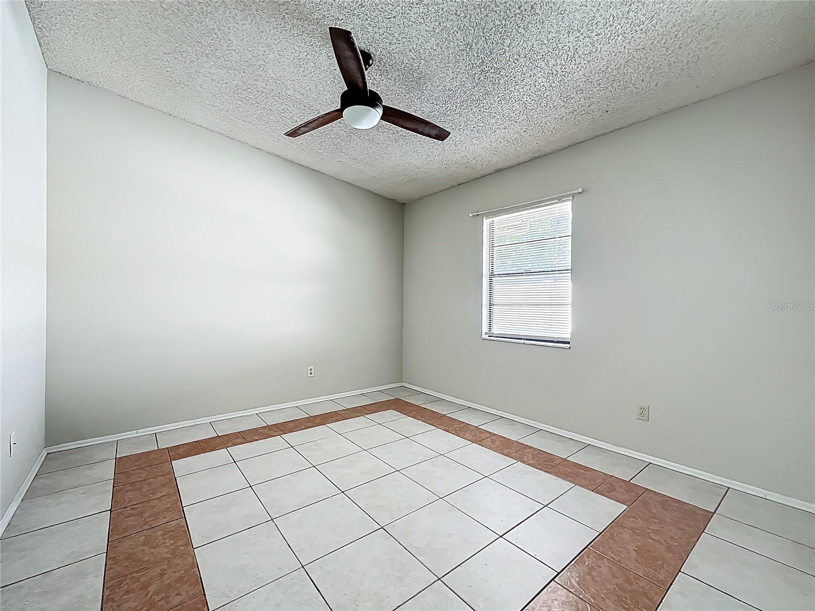 1623 CARTER OAKS DR, VALRICO, FL, 33596