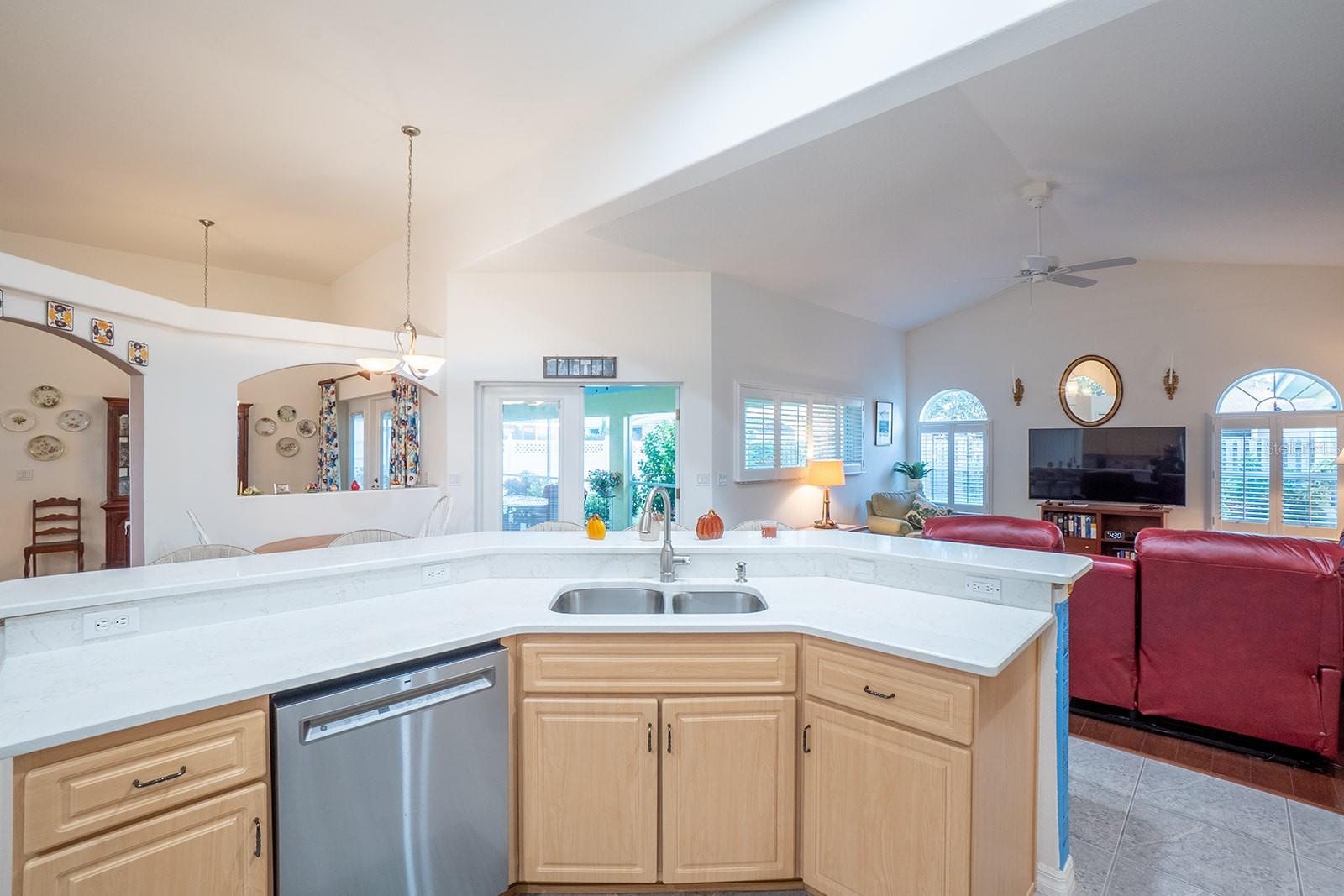 38 BURNING EMBER LN, PALM COAST, FL, 32137