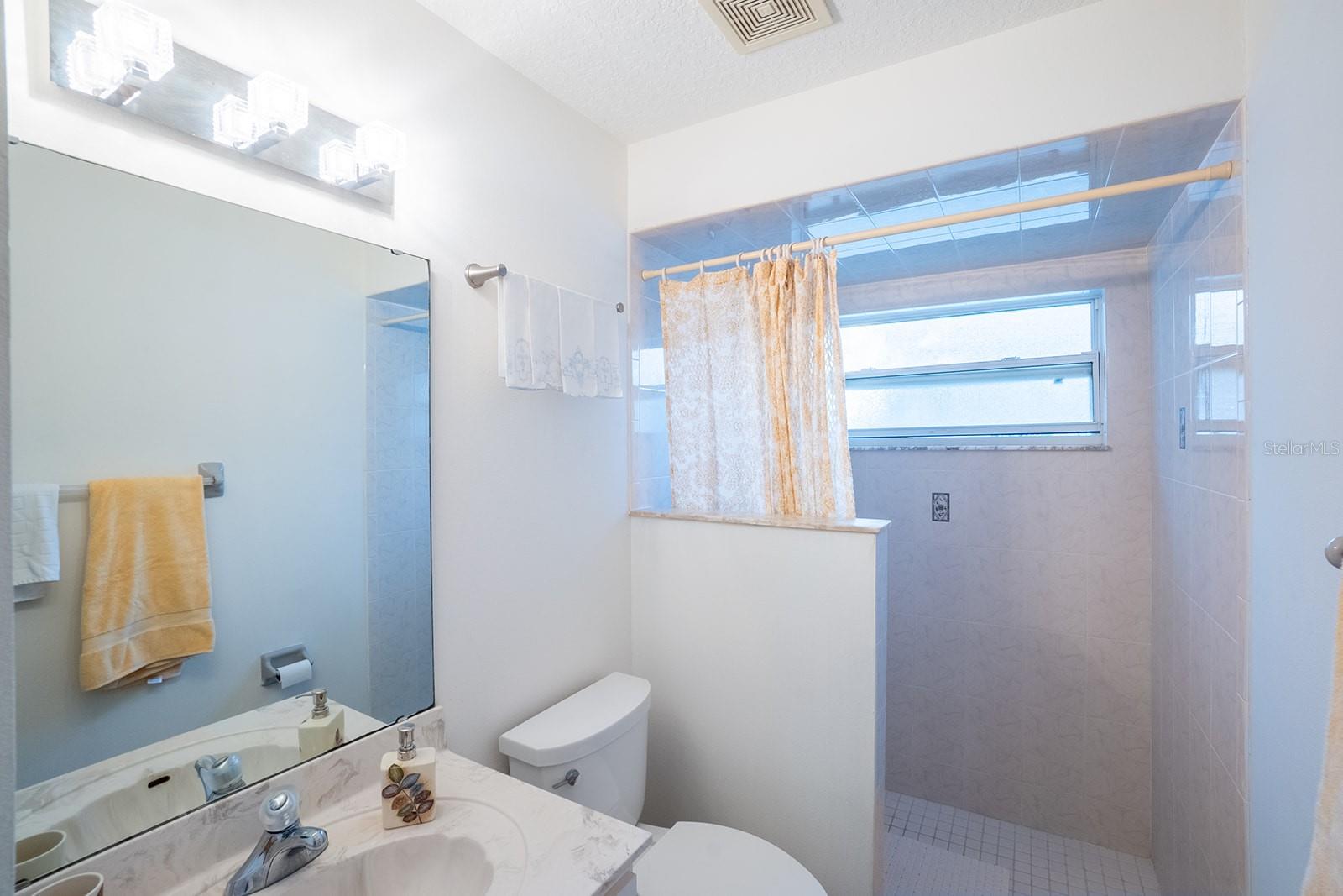 38 BURNING EMBER LN, PALM COAST, FL, 32137