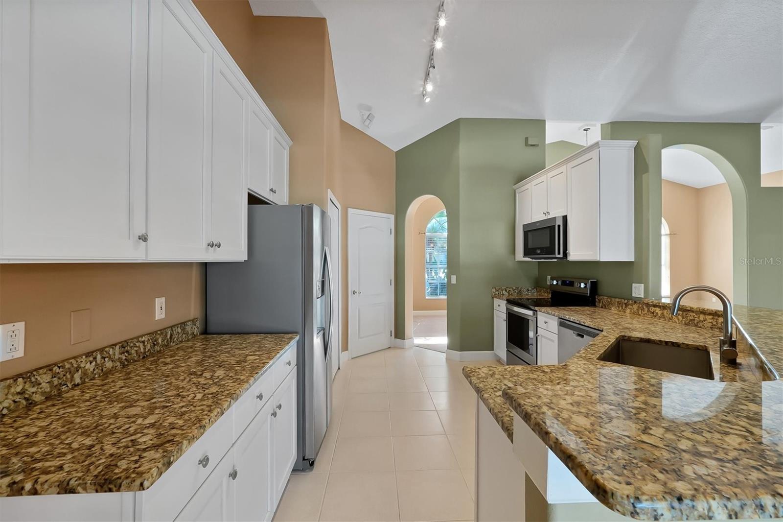 3504 SILVER THORN CT, OVIEDO, FL, 32766