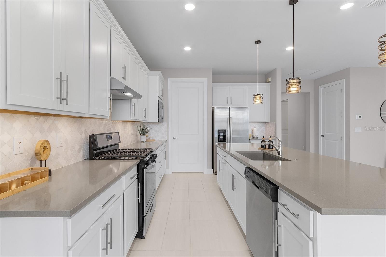 42211 EDGEWATER DR, PUNTA GORDA, FL, 33982