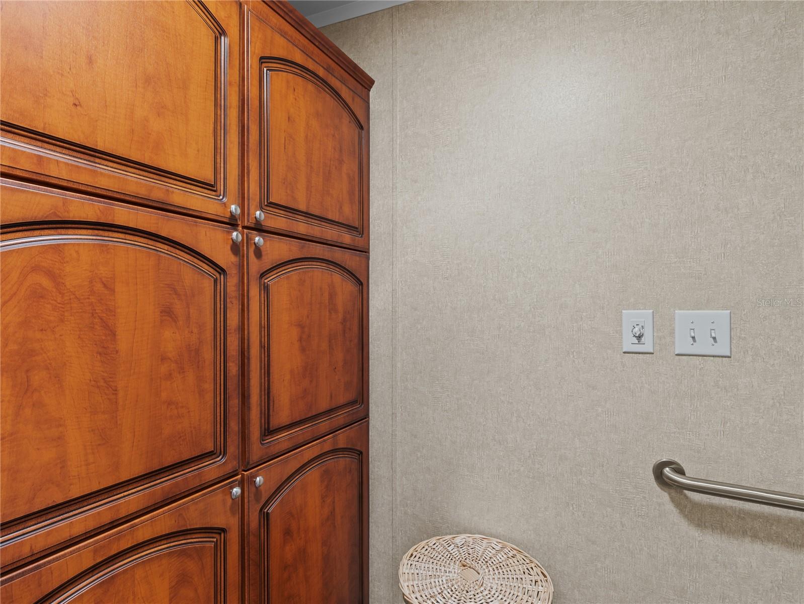 10054 COLLINGWOOD AVE, DADE CITY, FL, 33525