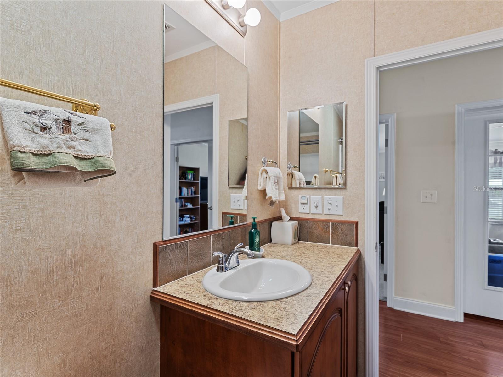 10054 COLLINGWOOD AVE, DADE CITY, FL, 33525