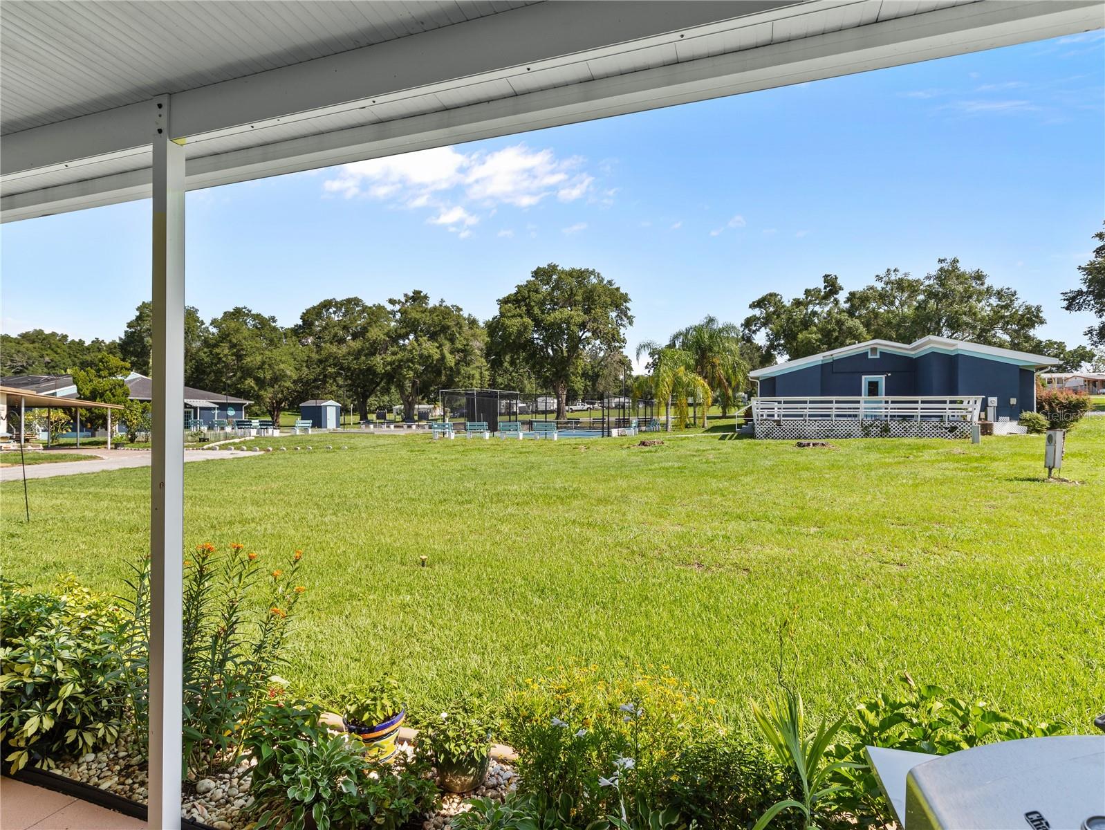 10054 COLLINGWOOD AVE, DADE CITY, FL, 33525