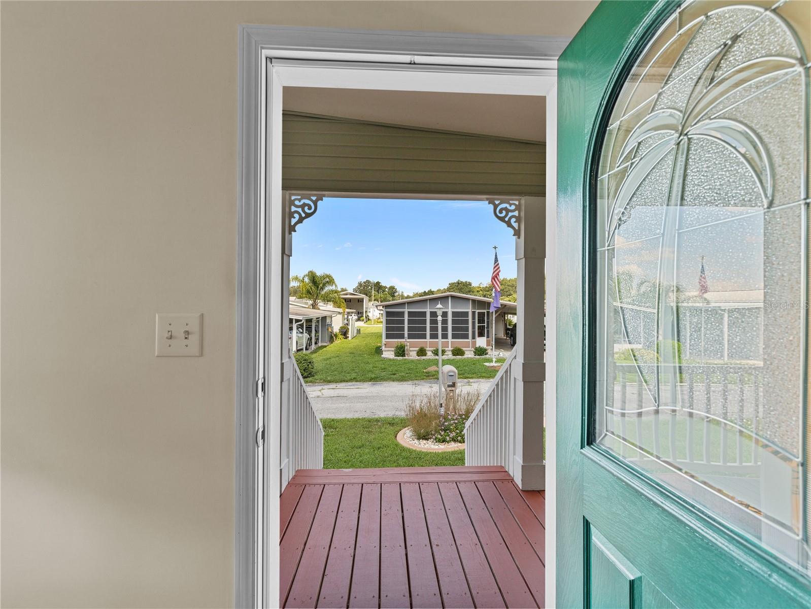 10054 COLLINGWOOD AVE, DADE CITY, FL, 33525