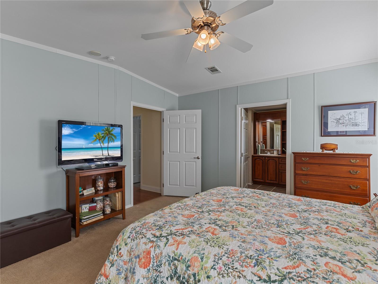 10054 COLLINGWOOD AVE, DADE CITY, FL, 33525