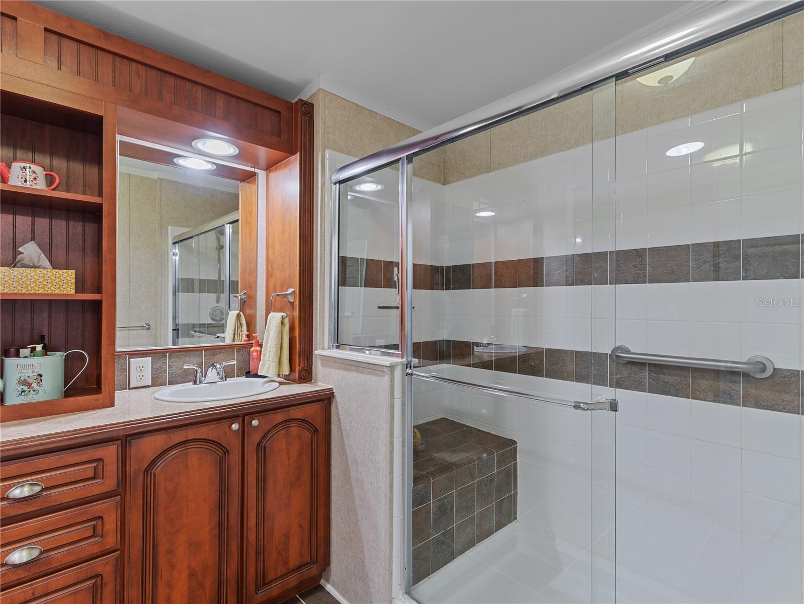 10054 COLLINGWOOD AVE, DADE CITY, FL, 33525