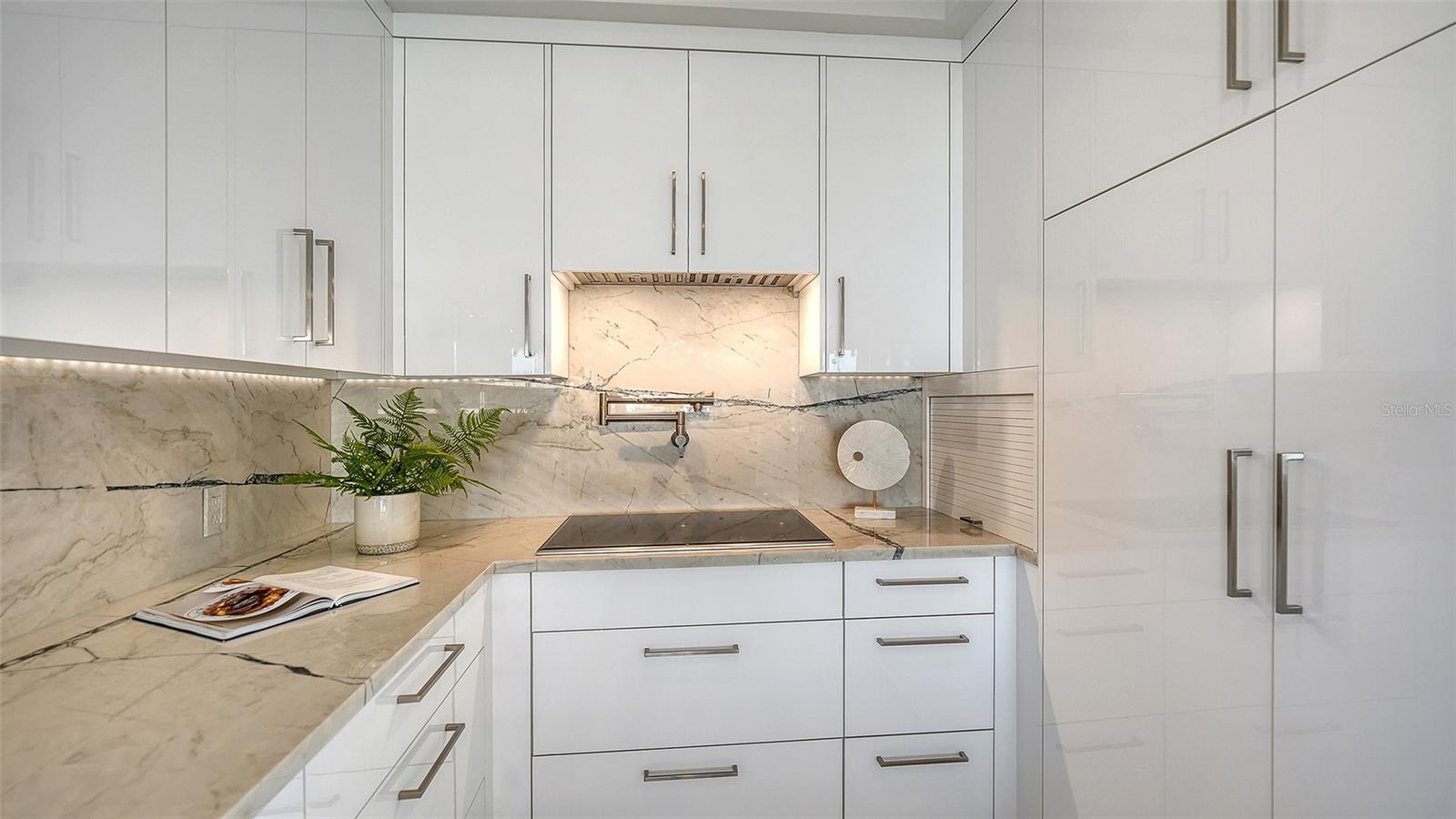 A4672684 Property Photo