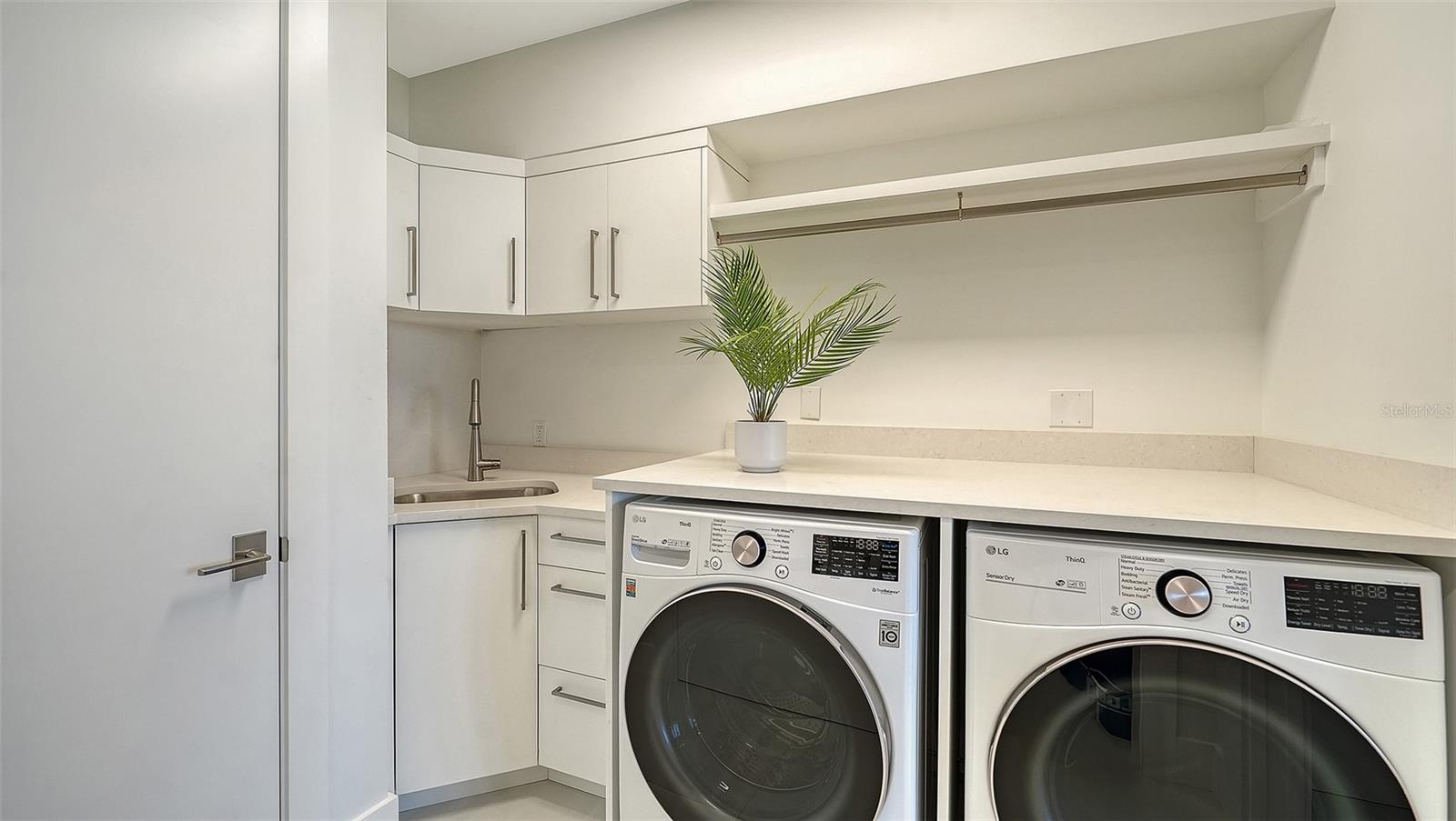 A4672684 Property Photo