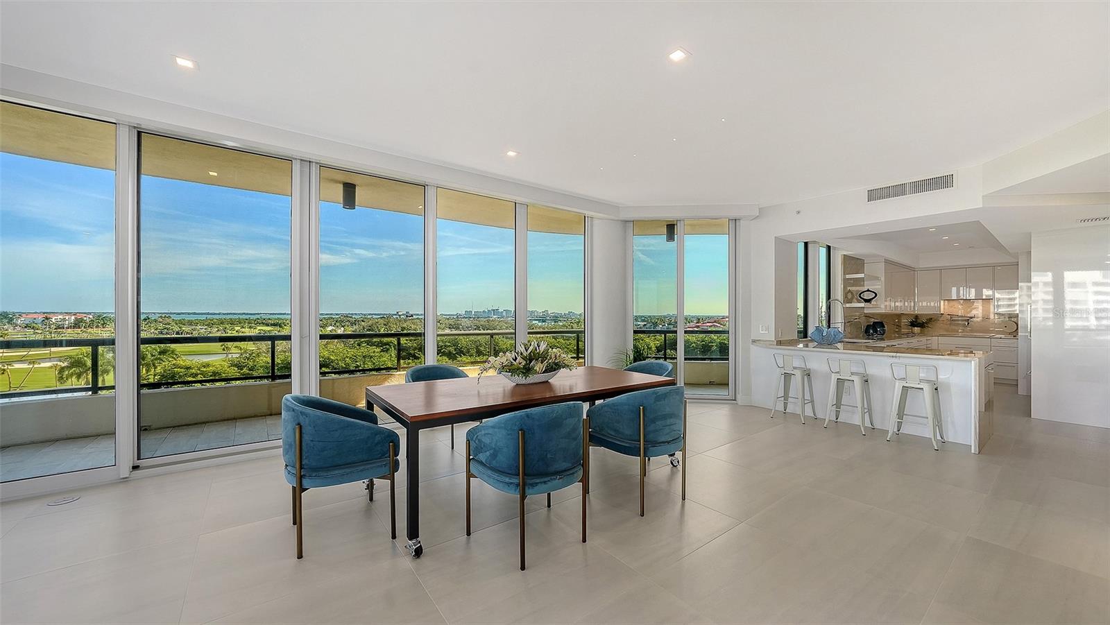 A4672684 Property Photo