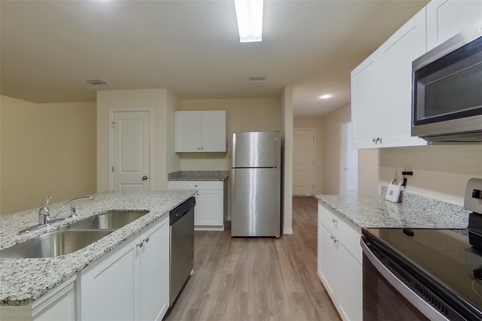 9095 AEGEAN CIR, LEHIGH ACRES, FL, 33936