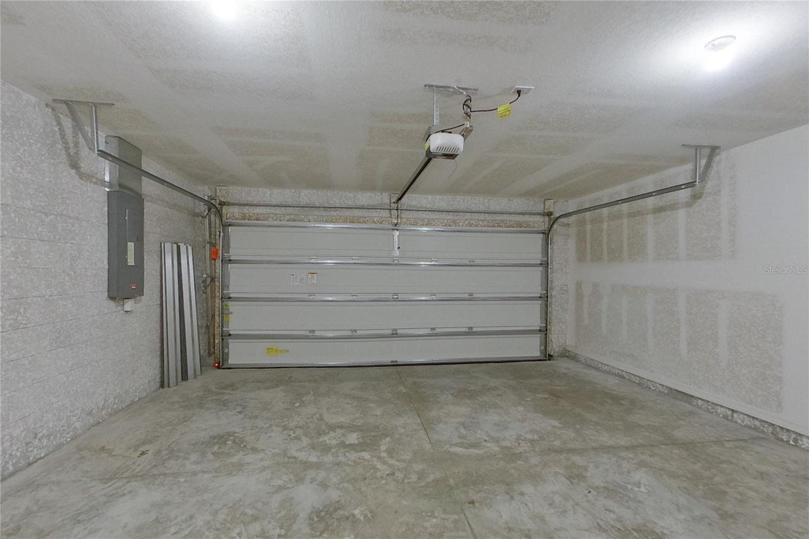 9107 AEGEAN CIR, LEHIGH ACRES, FL, 33936