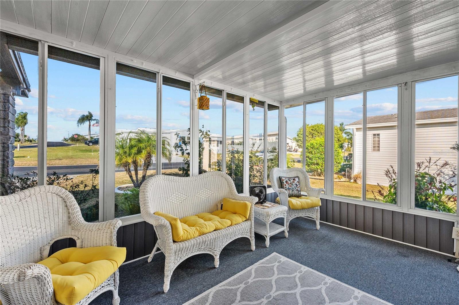 37510 NEW HORIZONS BLVD, ZEPHYRHILLS, FL, 33541