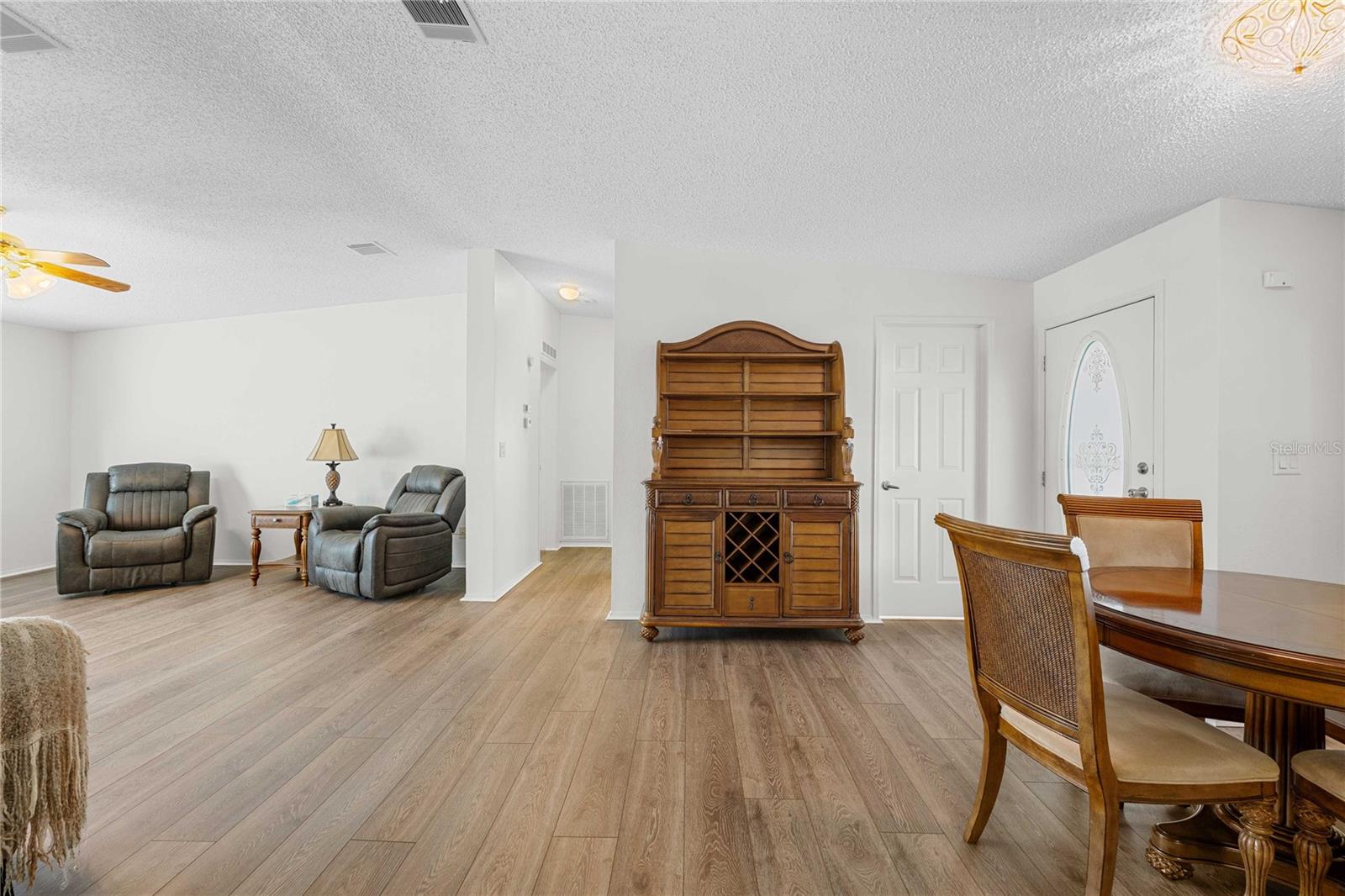 37510 NEW HORIZONS BLVD, ZEPHYRHILLS, FL, 33541