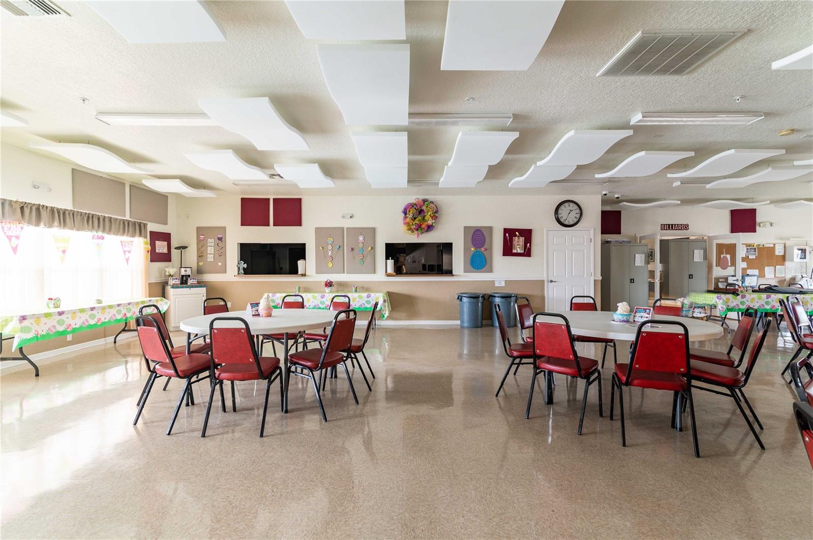 37510 NEW HORIZONS BLVD, ZEPHYRHILLS, FL, 33541