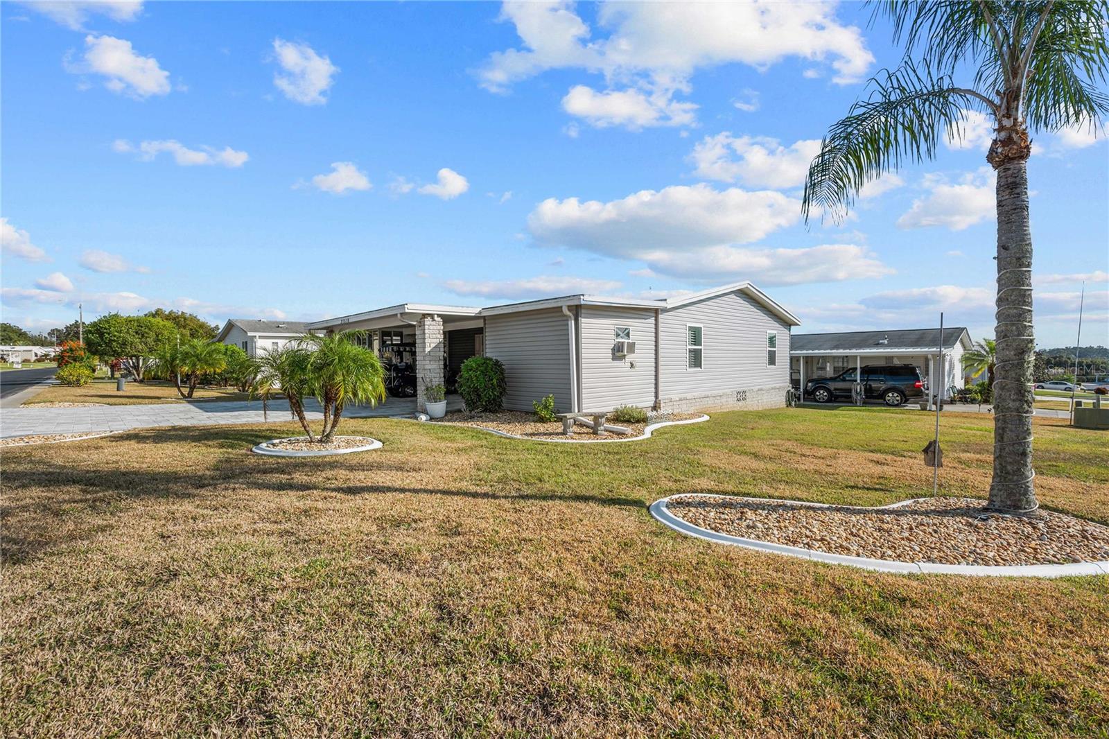 37510 NEW HORIZONS BLVD, ZEPHYRHILLS, FL, 33541