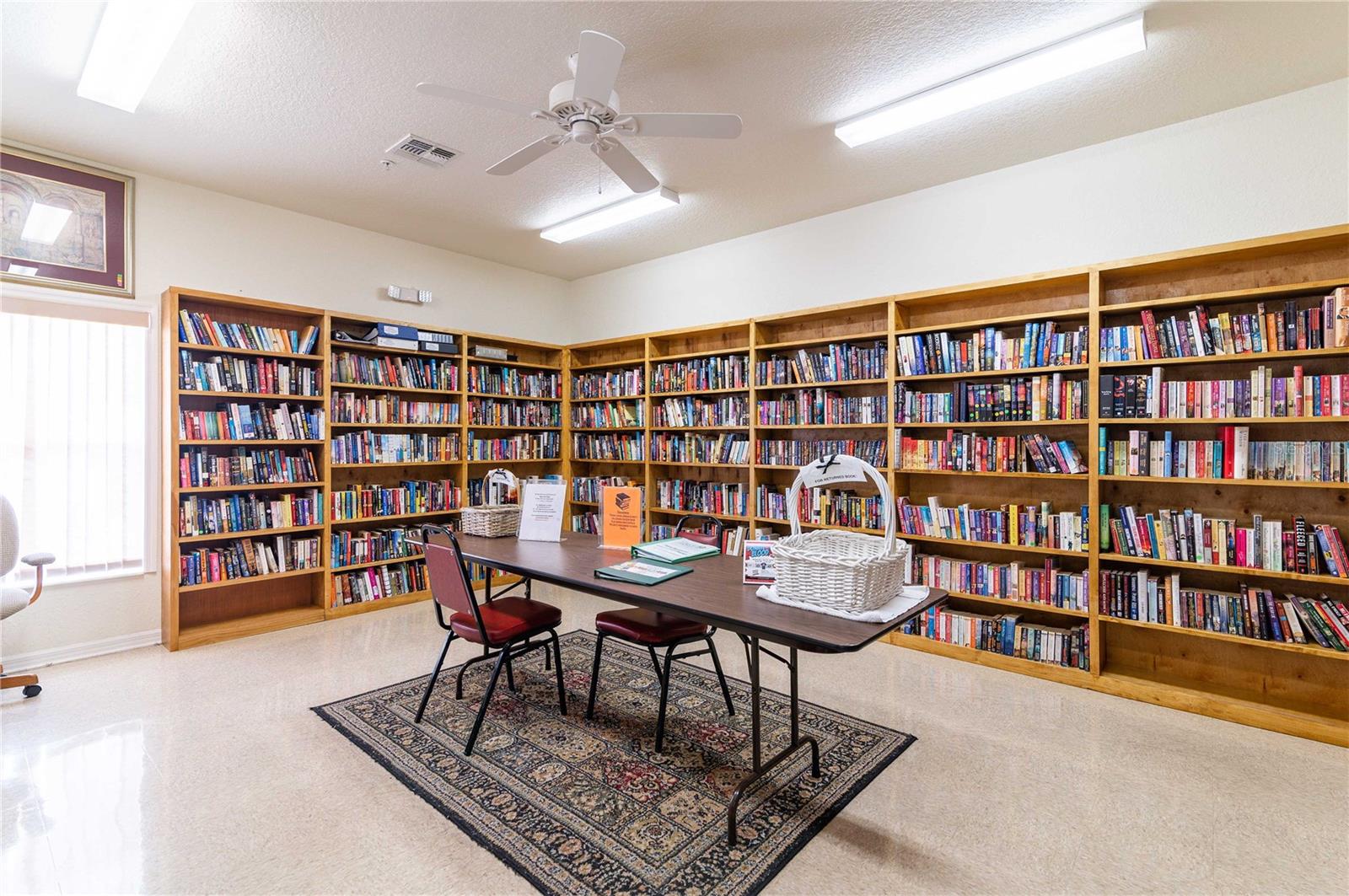 37510 NEW HORIZONS BLVD, ZEPHYRHILLS, FL, 33541