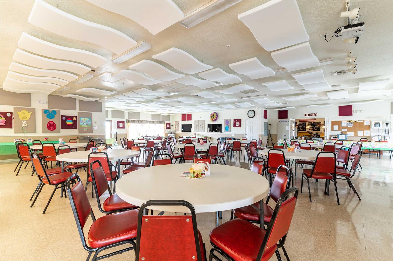 37510 NEW HORIZONS BLVD, ZEPHYRHILLS, FL, 33541