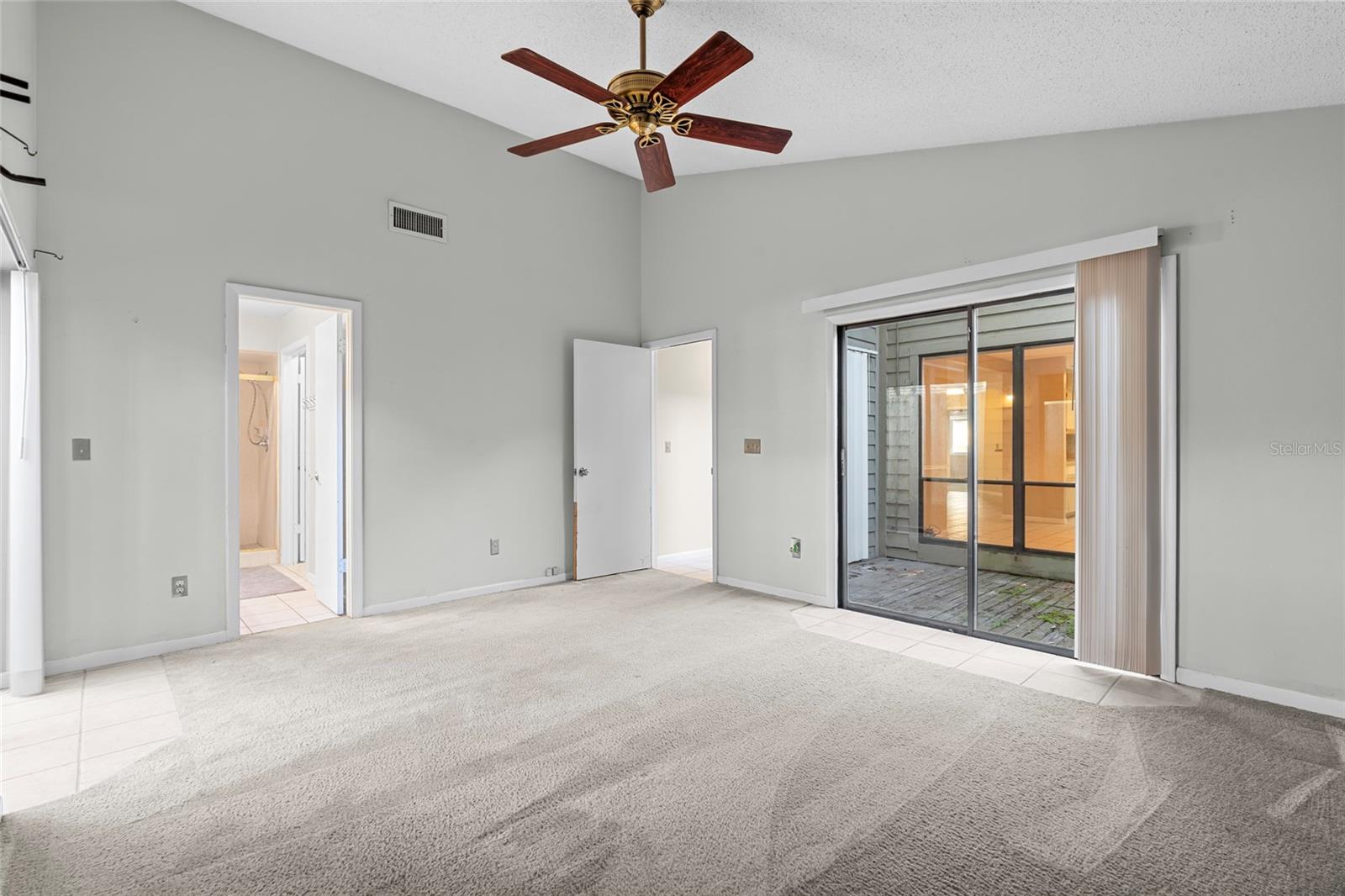 13905 LAZY OAK DR, TAMPA, FL, 33613